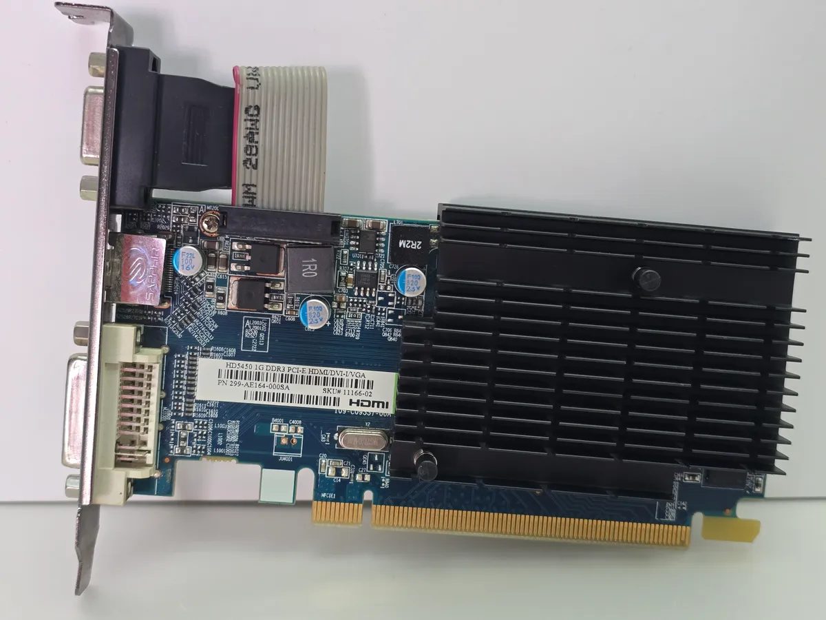 Відеокарта Sapphire Radeon HD 5450 1GB (GDDR3,64 Bit,PCI-Ex,Б/у)