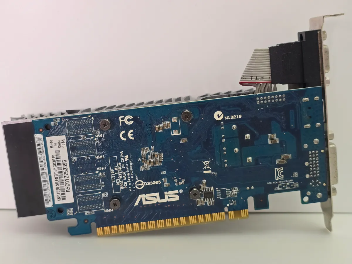 Купити відеокарту ASUS GeForce GT 520 1GB б/в в Україні – перевірена вживана