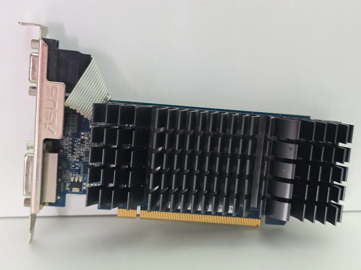 Відеокарта ASUS GeForce GT 610 2GB (2Gb,GDDR3,64 Bit,HDMI,PCI-Ex,Б/у)