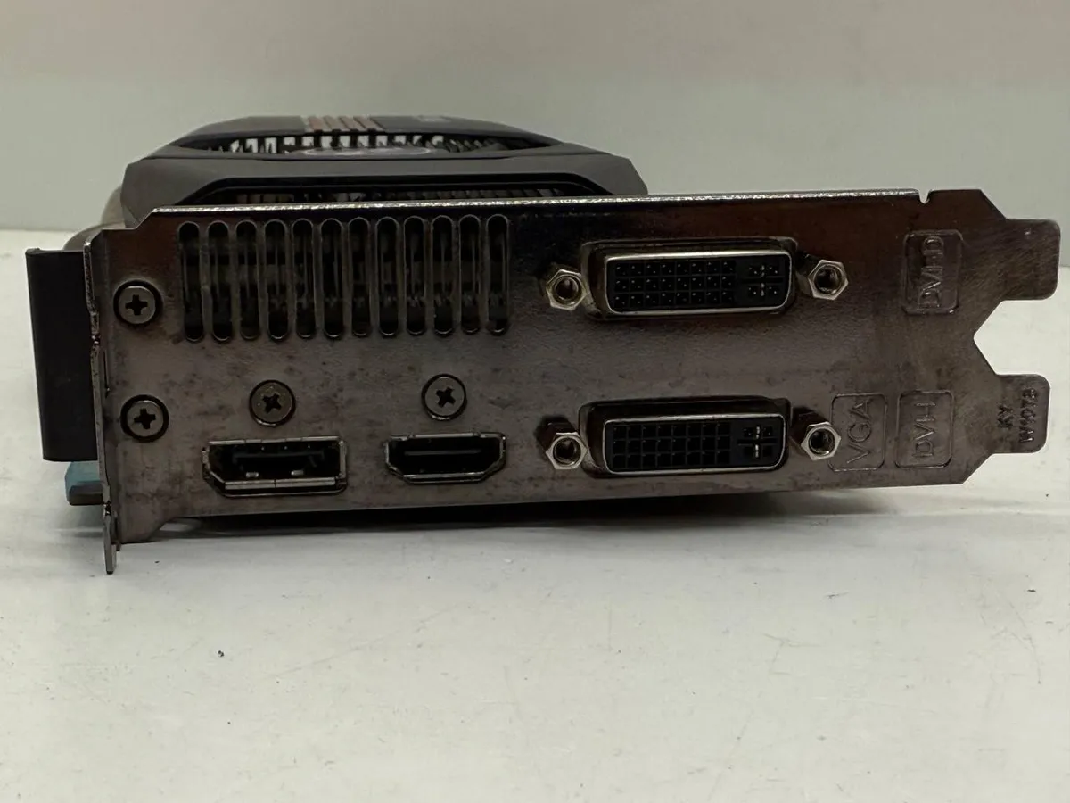 Вживана відеокарта ASUS Radeon HD 6850 1GB GDDR5 | Купити б/в GPU AMD в Україні