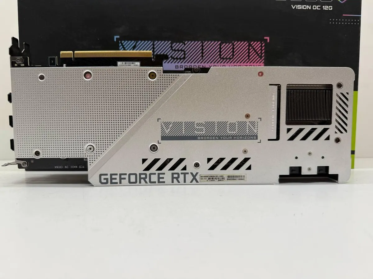Відеокарта Gigabyte GeForce RTX 3080 Ti VISION OC 12GB (12GB, GDDR6X, 384 BIT, PCI-E 4.0, Б/у)