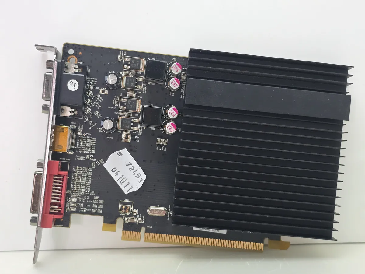 Відеокарта XFX Radeon HD 5450 2GB GDDR3 б/в - купити в Києві з доставкою по Україні