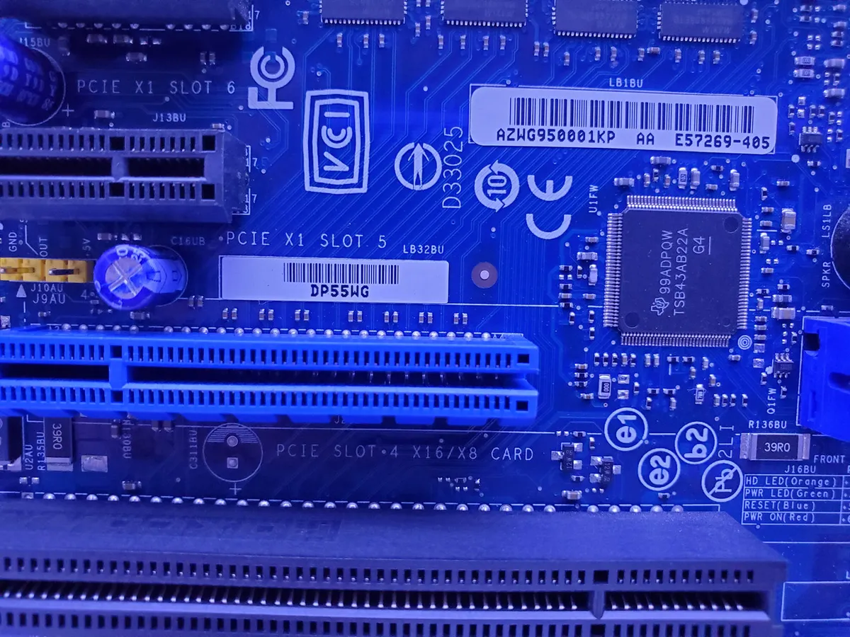 Материнська плата Intel DH55WG (LGA 1156, DDR3, б/в)