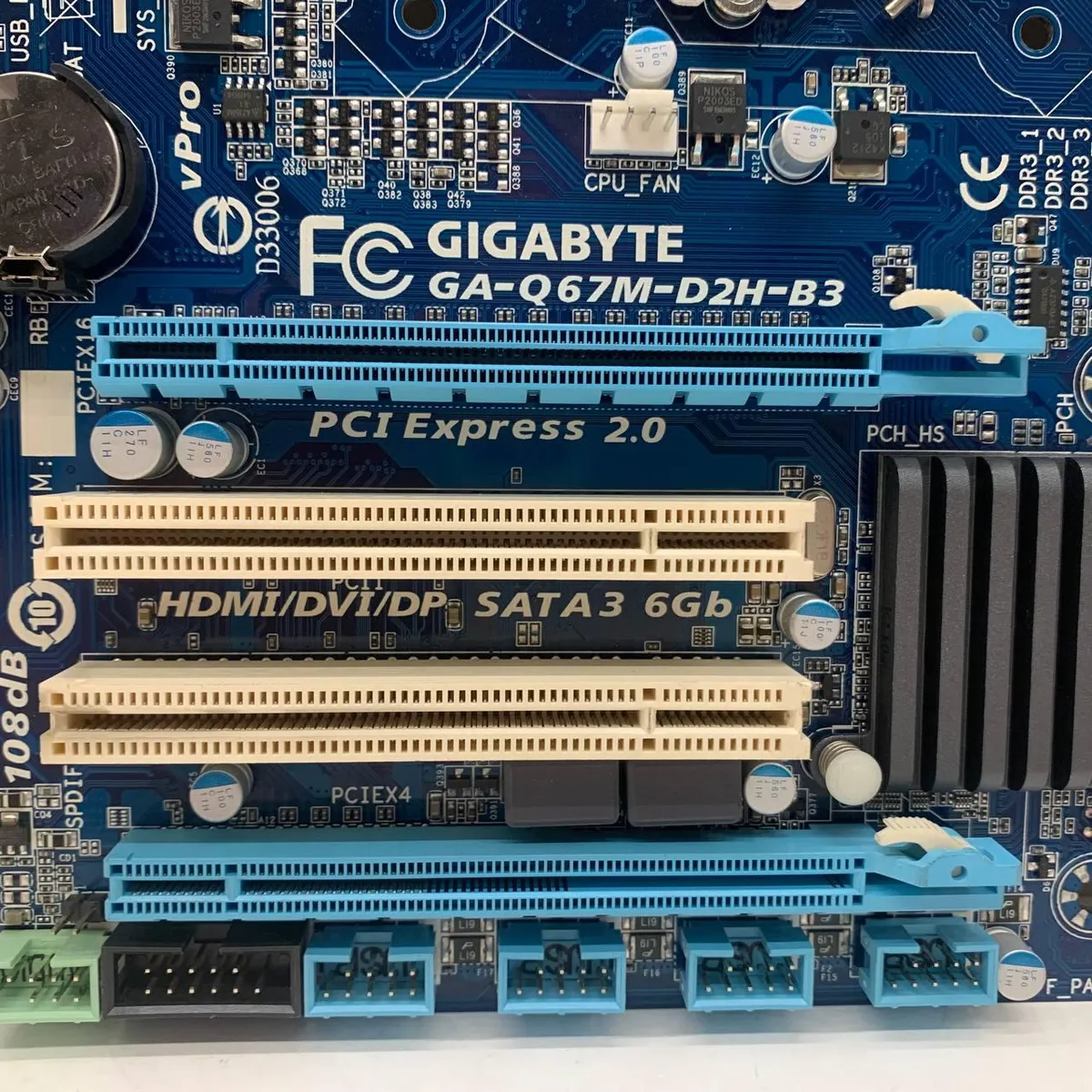 Материнська плата GIGABYTE GA-Q67M-D2H (LGA 1155, DDR3, HDMI