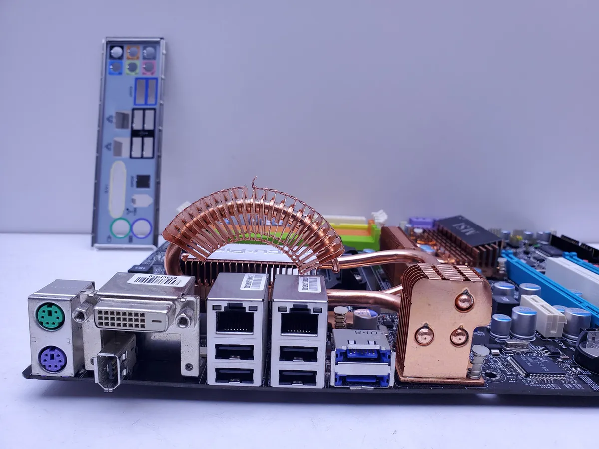 Материнська плата MSI K9N2 Diamond (Socket AM2+, DDR2, б/в)