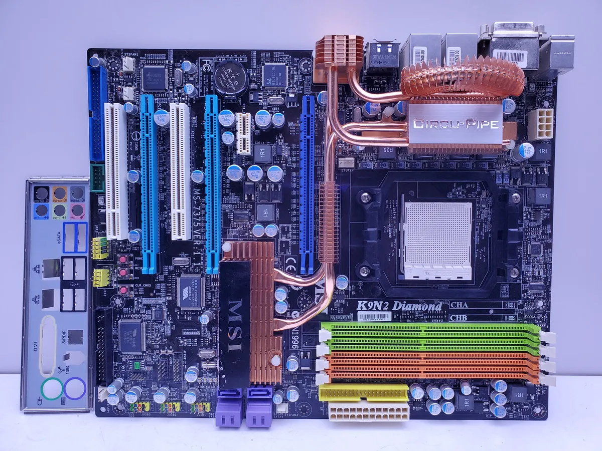 Материнська плата MSI K9N2 Diamond (Socket AM2+, DDR2, б/в)