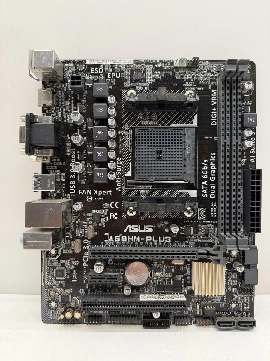 Материнська плата ASUS A68HM-PLUS (Socket FM2+, DDR3, б/в)