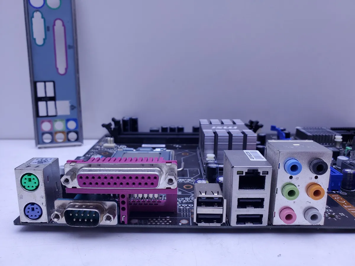 Материнська плата MSI P41T-C31 Socket 775 (LGA 775, DDR2, б/