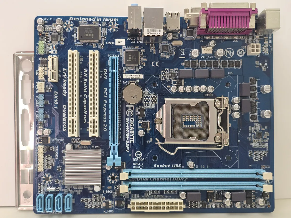Материнська плата GIGABYTE GA-H61M-S2PV LGA 1155, DDR3, б/в