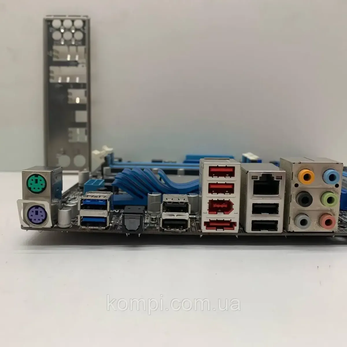 Материнська плата ASUS P8H67-M (LGA 1155, DDR3, б/в)