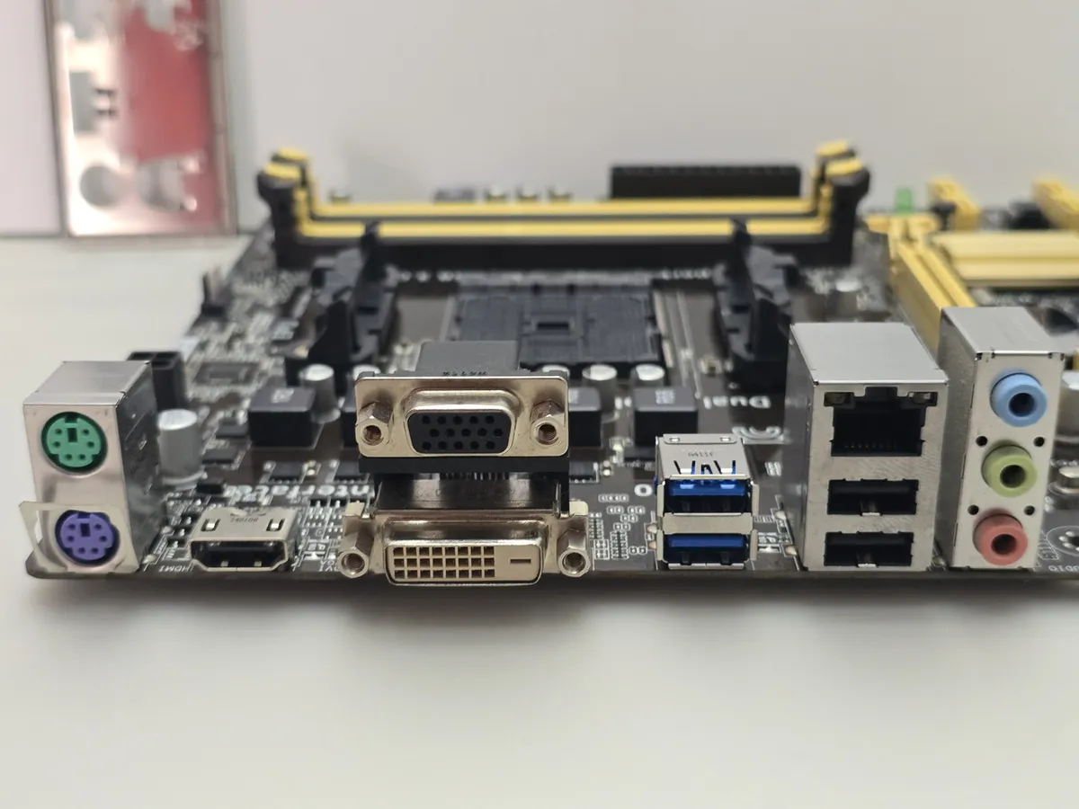 Материнська плата ASUS A78M-A (FM2+, DDR3, б/в) | Гарантія