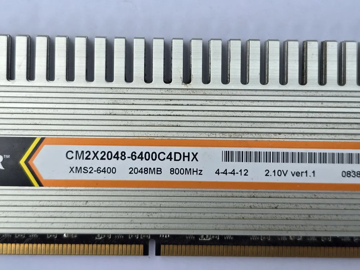 Купити Оперативну пам'ять Corsair XMS2 2GB DDR2 800MHz б/у з гарантією 1 місяць