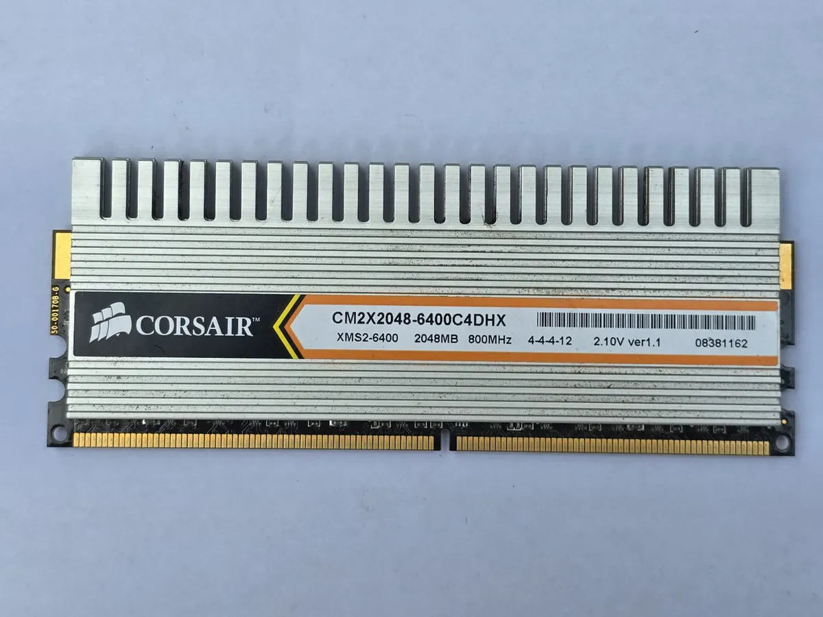 Купити Оперативну пам'ять Corsair XMS2 2GB DDR2 800MHz б/у з гарантією 1 місяць