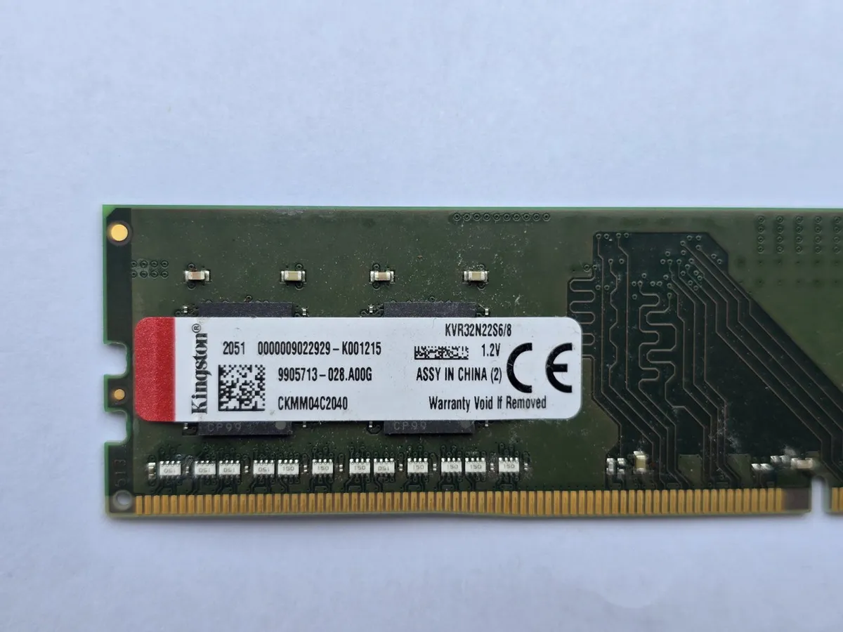 Купити Оперативну пам'ять Kingston 8GB DDR4 00MHz б/у з гарантією 1 місяць