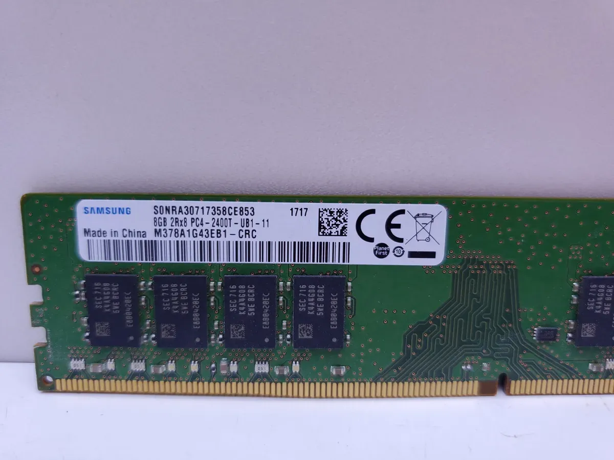Samsung 8GB DDR4 2400MHz: Б/в Оперативна Пам'ять з Гарантією – Швидкий Апгрейд ПК по Україні!