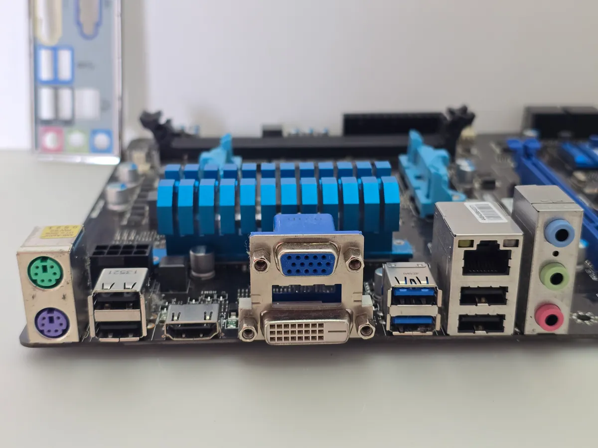 Материнська плата MSI A78-G41 PC Mate (Socket FM2+, DDR3, б/у) купити в Україні