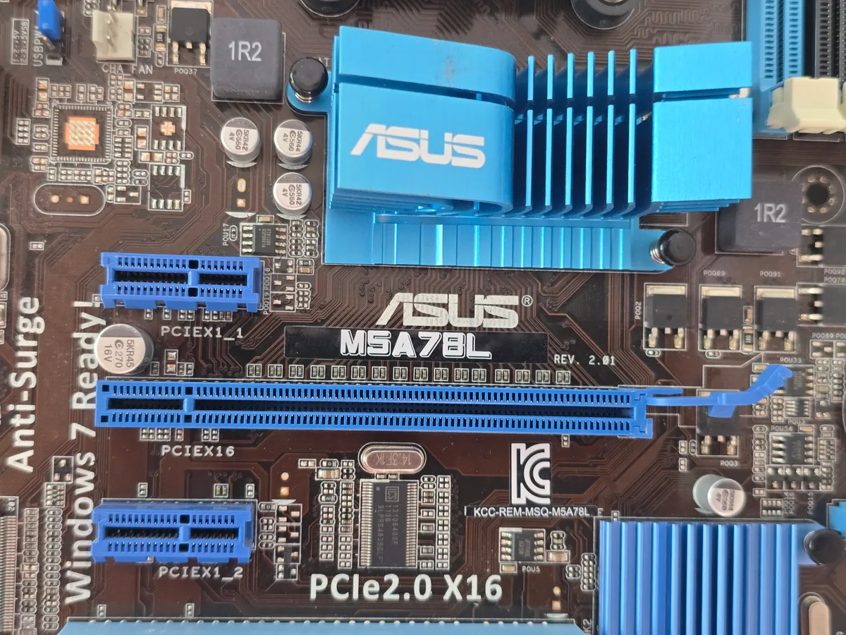 Материнська плата ASUS M5A78L(Socket AM3+, DDR3, AMD FX, б/у) купити в Україні