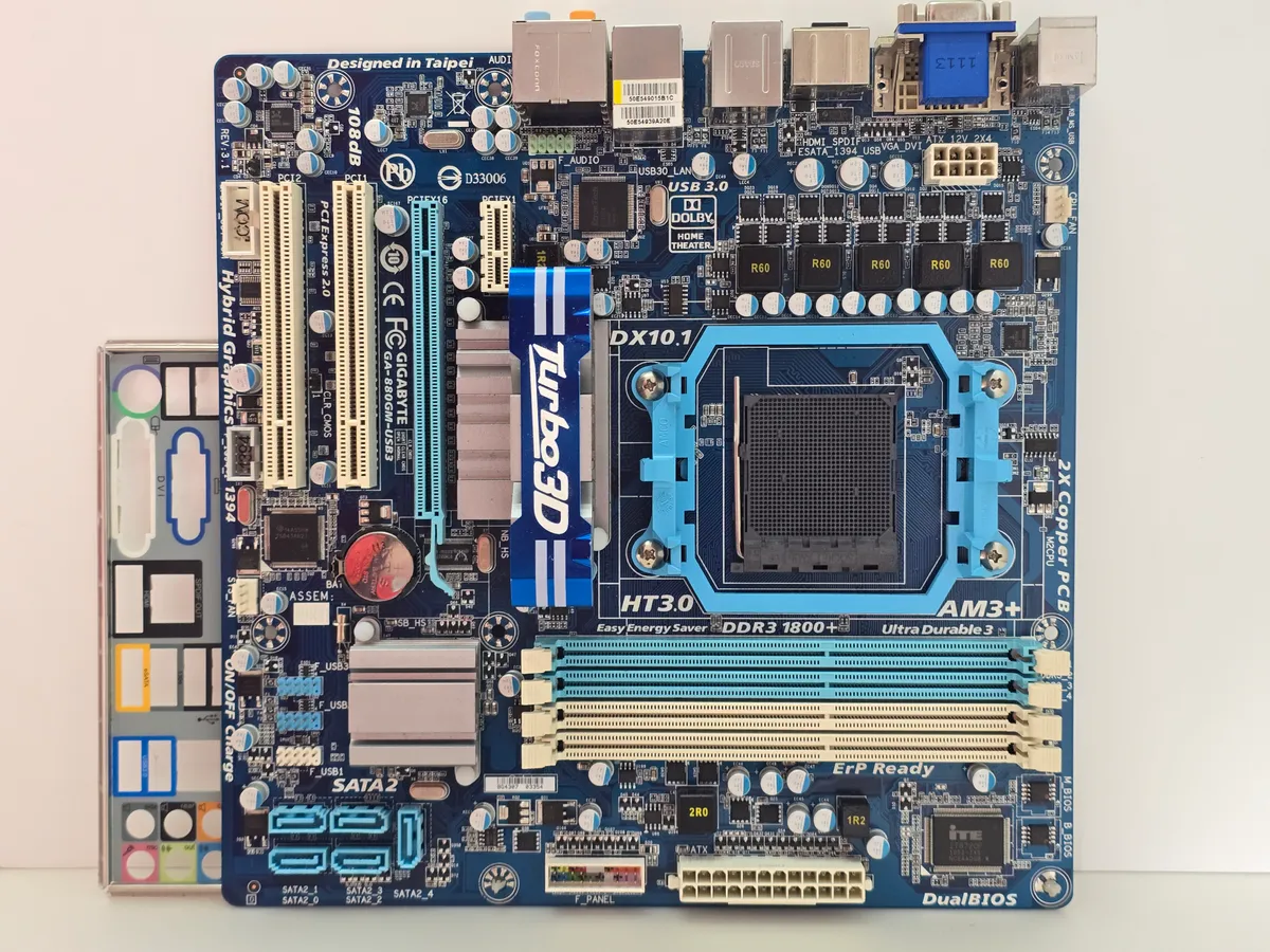 Материнська плата Gigabyte GA-880GM-USB3 (Socket AM3, DDR3, HDMI, б/у) купити в Україні