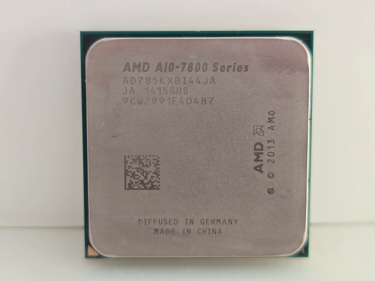 Купити вживаний процесор AMD A10-7850K FM2+ 3.7/4.0GHz Tray з гарантією 1 міс
