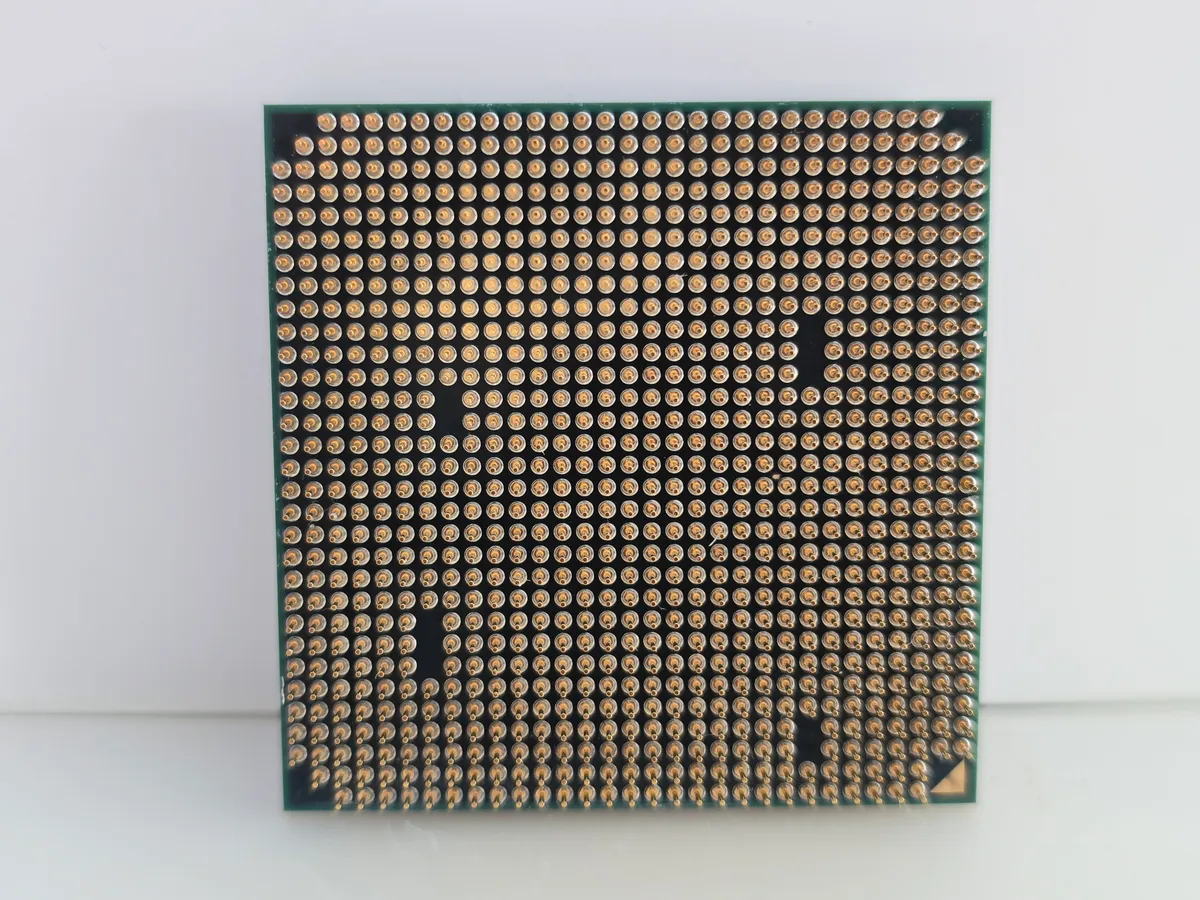 Процесор AMD Phenom II X6 1075T AM3 3.0GHz (Turbo 3.5GHz, Tray, бу) - купити у Львові