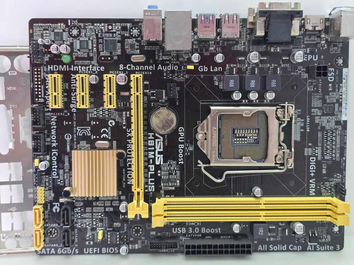 Материнська плата ASUS H81M-PLUS (Socket 1150, HDMI, DDR3, б/у) купити в Україні