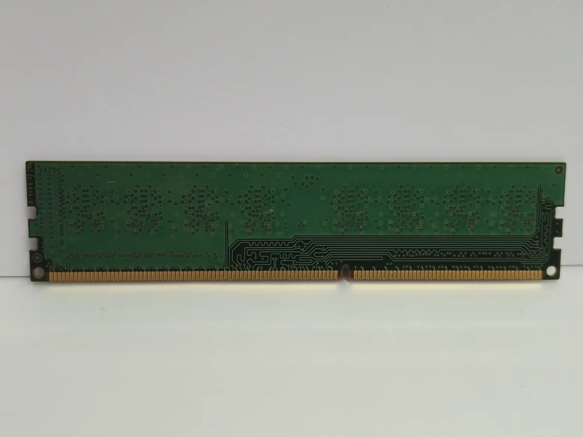 Купити оперативну пам'ять Samsung 4GB DDR3 1600 МГц б/у з гарантією 1 місяць | Kompi