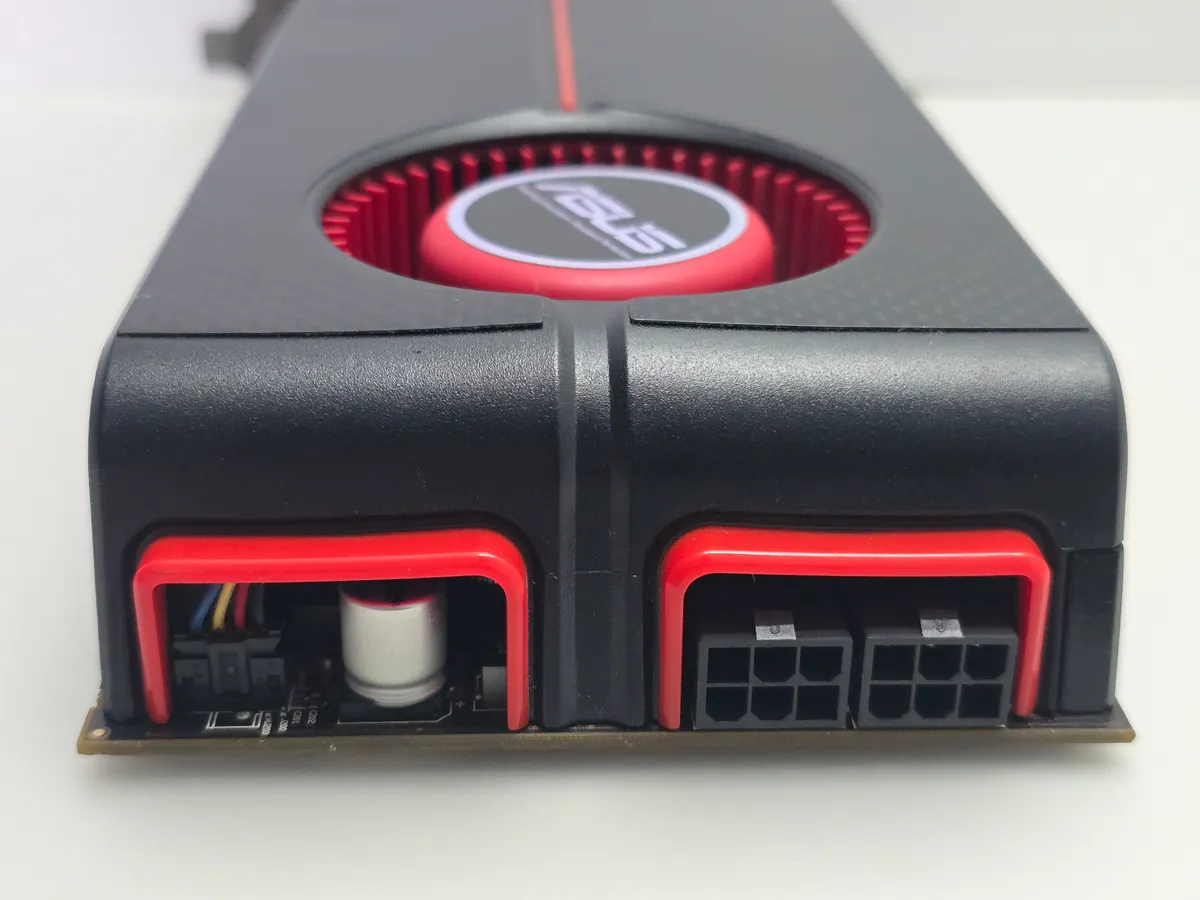 Відеокарта ASUS Radeon HD 5850 1GB GDDR5 Б/У – Купити в Україні