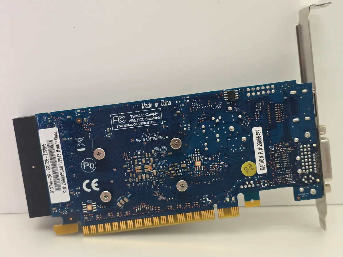Купити відеокарту Medion GeForce GTX 745 2GB б/у в Україні – геймерська з гарантією