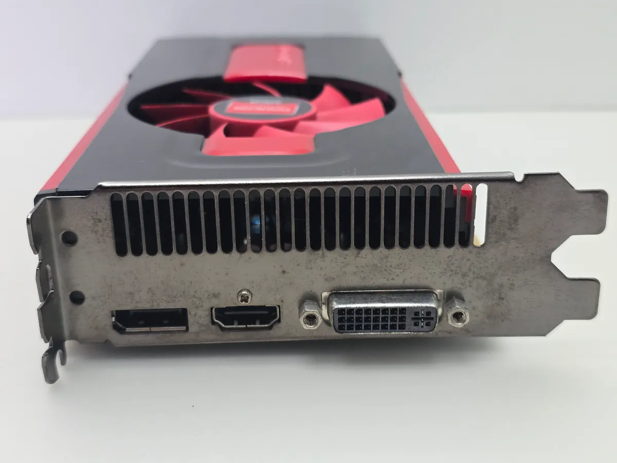 Купити відеокарту AMD Radeon HD 7770 2GB б/у в Україні – потужна з гарантією