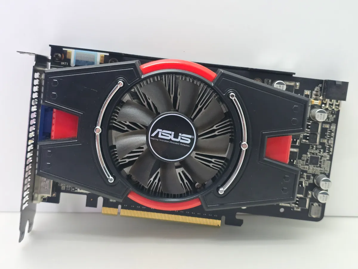 Купить видеокарту ASUS GeForce GTS 450 1GB б/у в Украине – бюджетная с гарантией