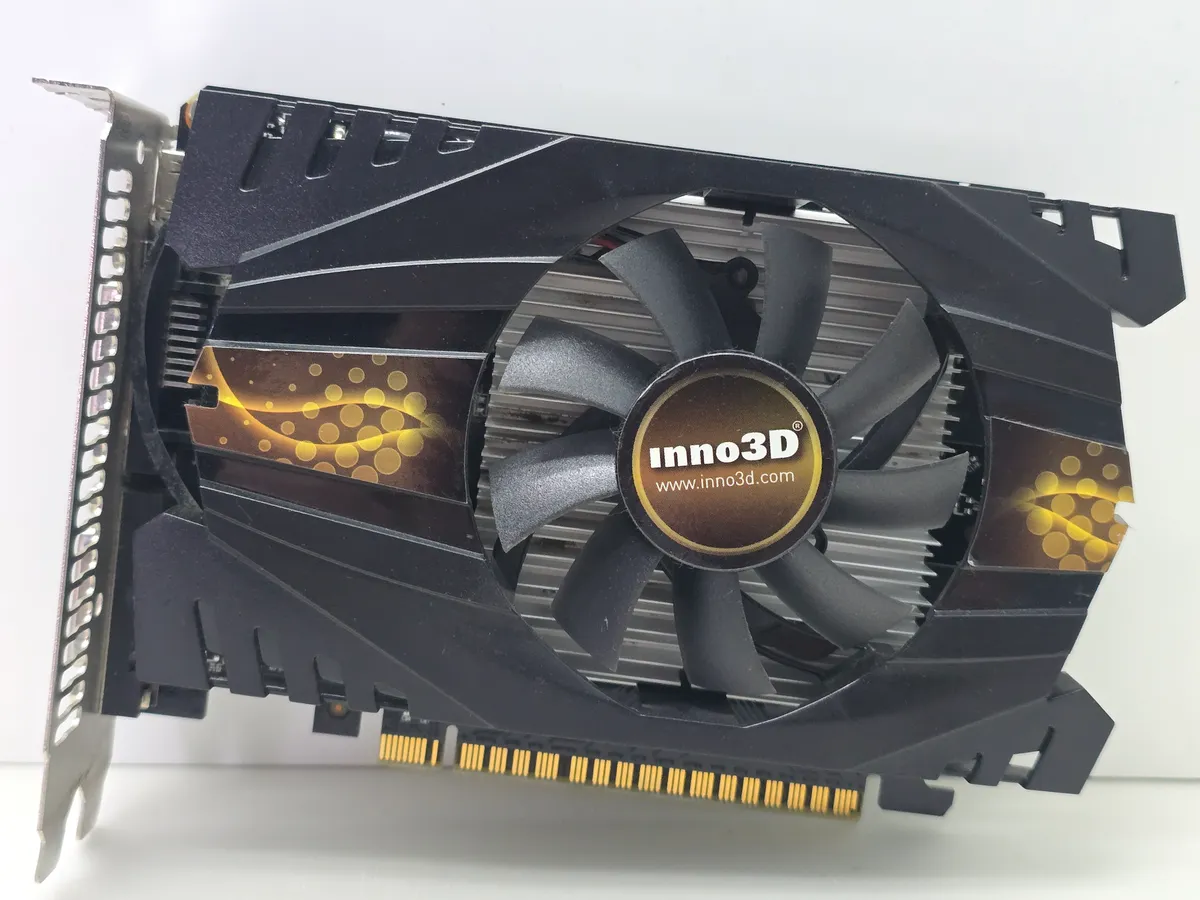 Купити б/у відеокарту Inno3D GeForce GTX 750 2GB GDDR5 в Україні
