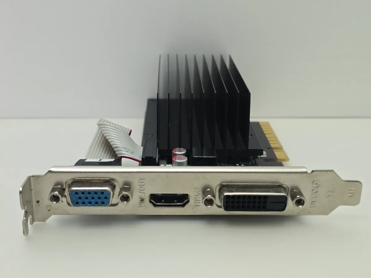 Купити б/у відеокарту Palit GeForce GT 630 1GB GDDR3 в Україні