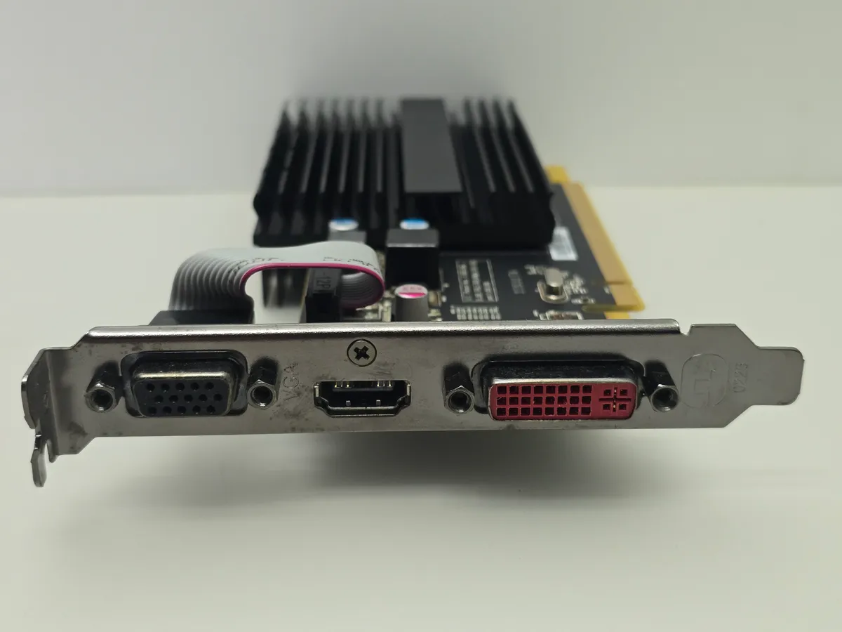 Купити відеокарту XFX Radeon HD 5450 512MB GDDR3 б/у в Україні - Kompi