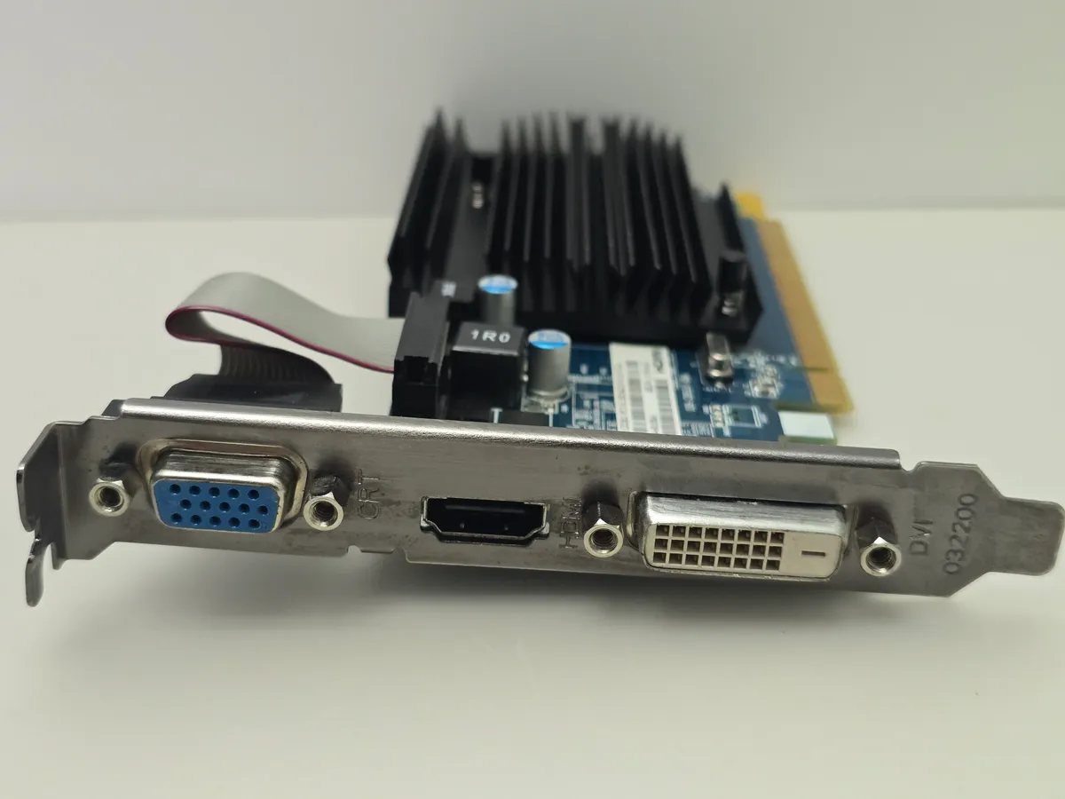 Sapphire Radeon HD 6450 1GB GDDR3 б/в відеокарта - купити перевірений варіант