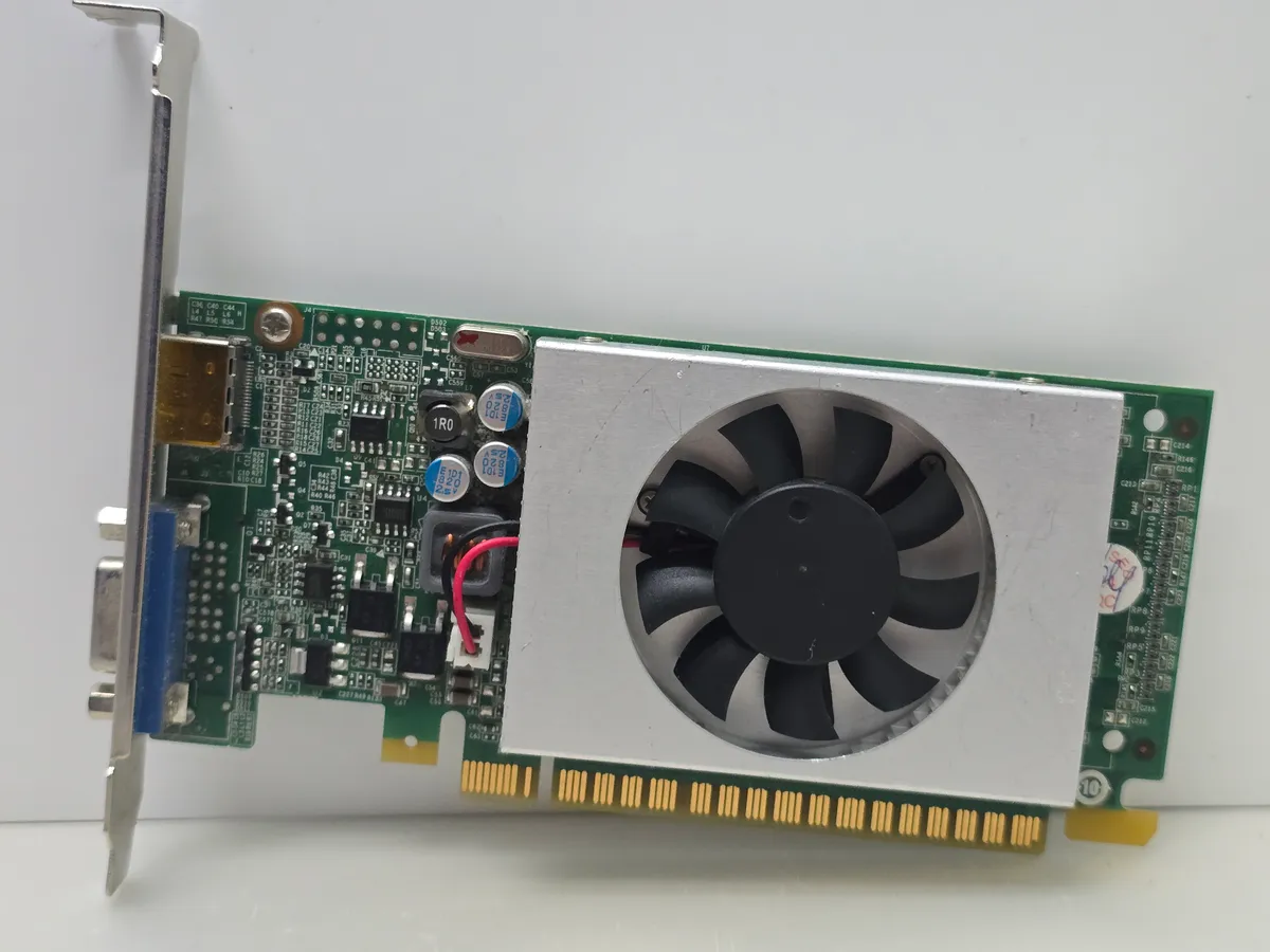 Купити відеокарту Nvidia GeForce GT 520 1GB GDDR3 б/у в Україні - Kompi