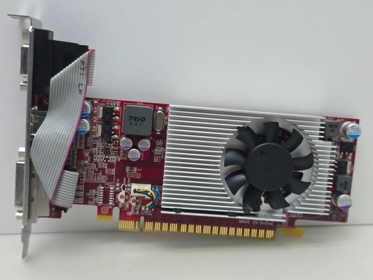 Купити відеокарту MSI GeForce GT 530 1GB GDDR3 б/у в Україні - Kompi