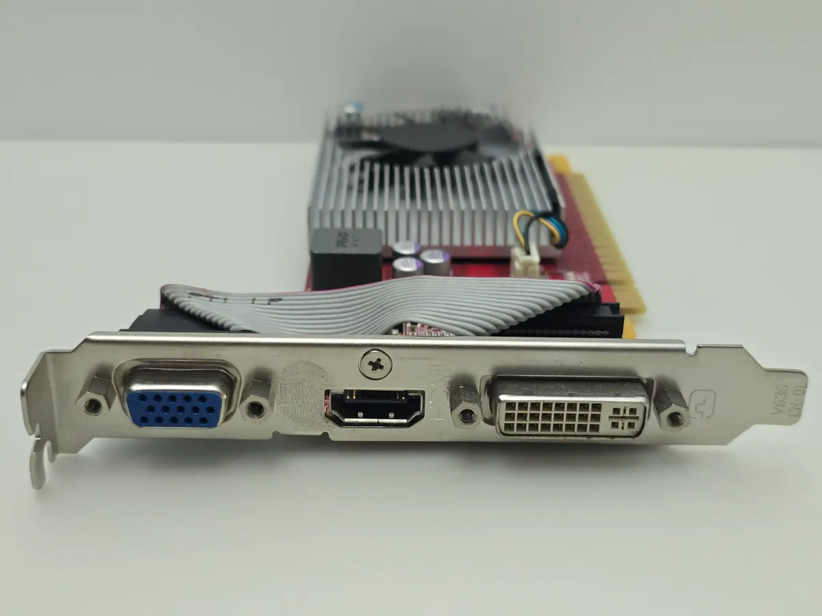 Купити відеокарту MSI GeForce GT 530 1GB GDDR3 б/у в Україні - Kompi