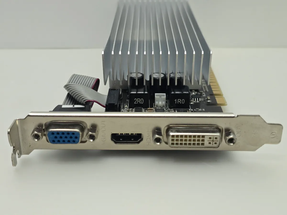 Купити відеокарту PALIT GeForce GT 520 1GB GDDR3 б/у в Україні - Kompi