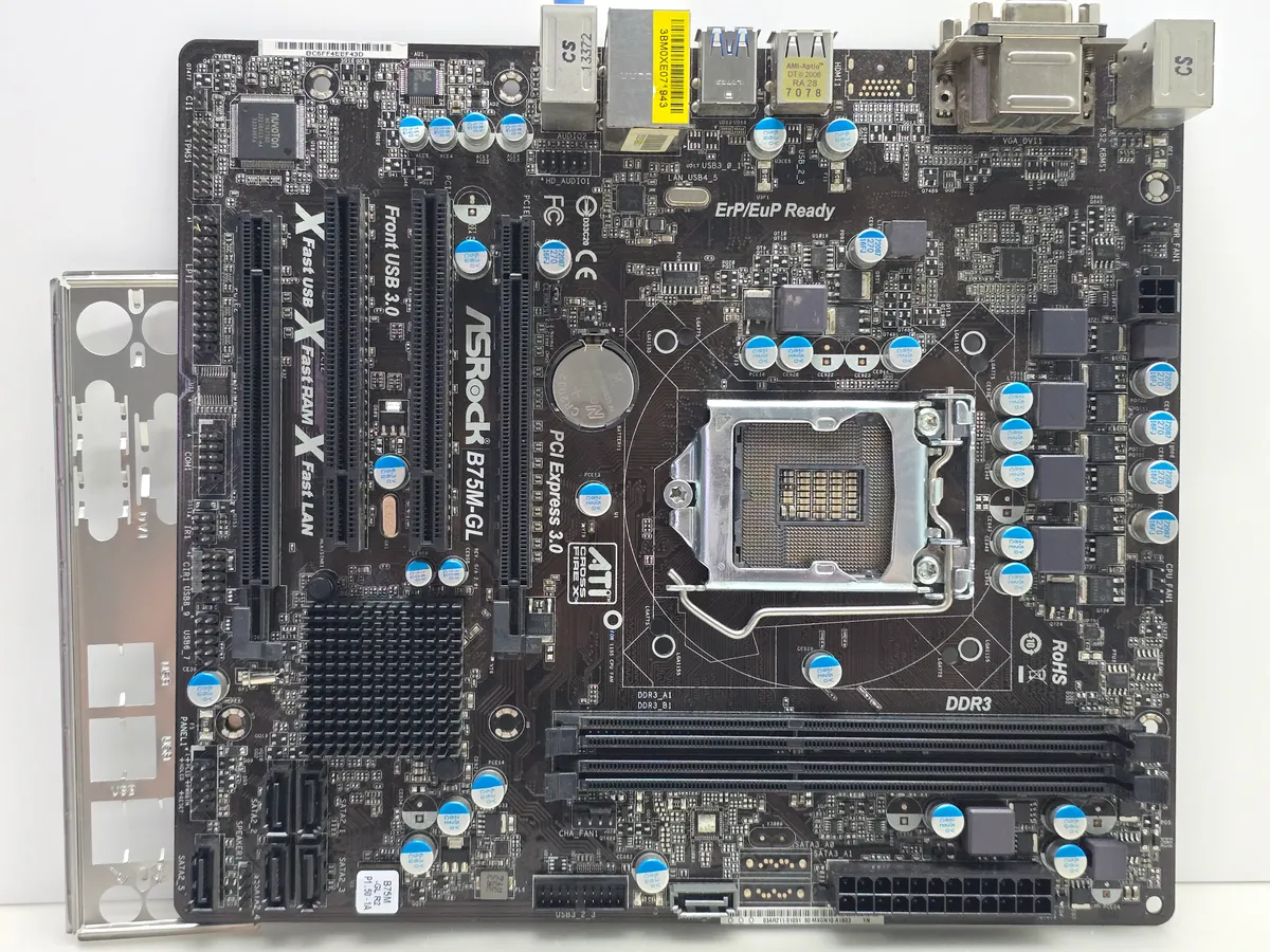 Купити материнську плату ASRock B75M-GL Socket 1155 DDR3 б/в з гарантією