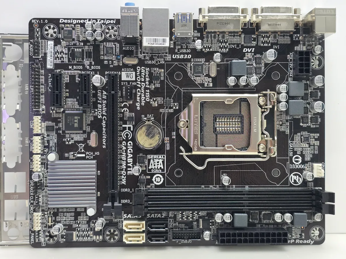 Материнська плата Gigabyte GA-H81M-D2W (LGA 1150, DDR3, HDMI