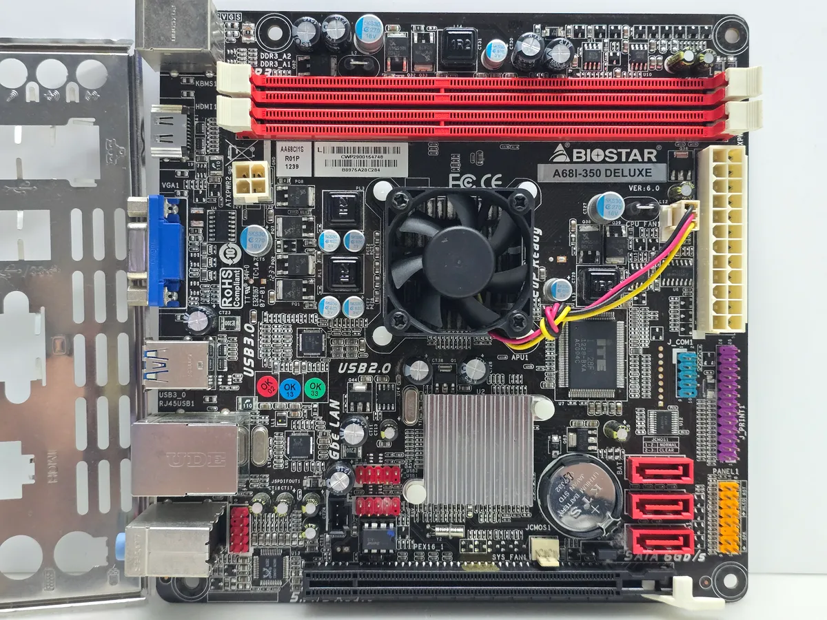 Купити материнську плату Biostar A68I-350 DELUXE AMD APU 350D DDR3 mini-ITX б/в з гарантією