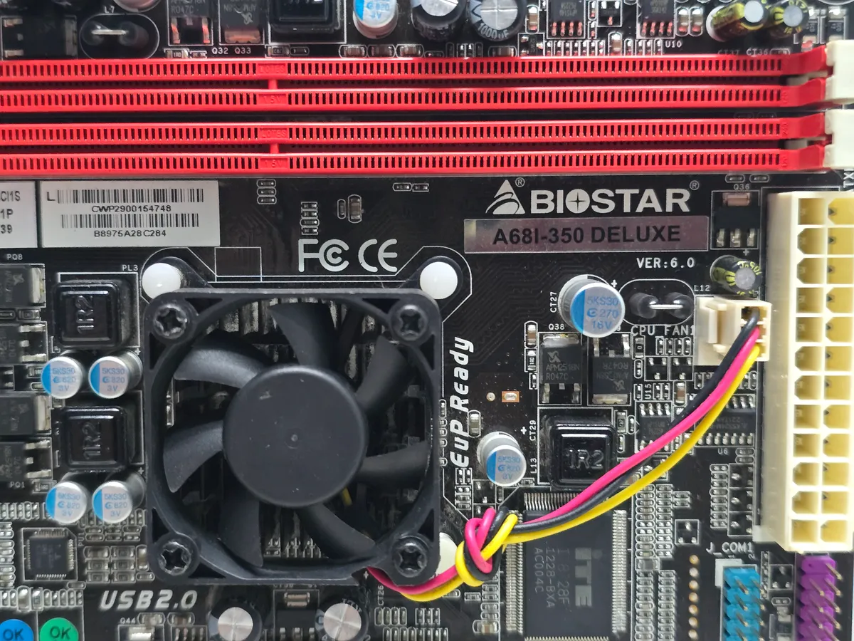 Купити материнську плату Biostar A68I-350 DELUXE AMD APU 350D DDR3 mini-ITX б/в з гарантією