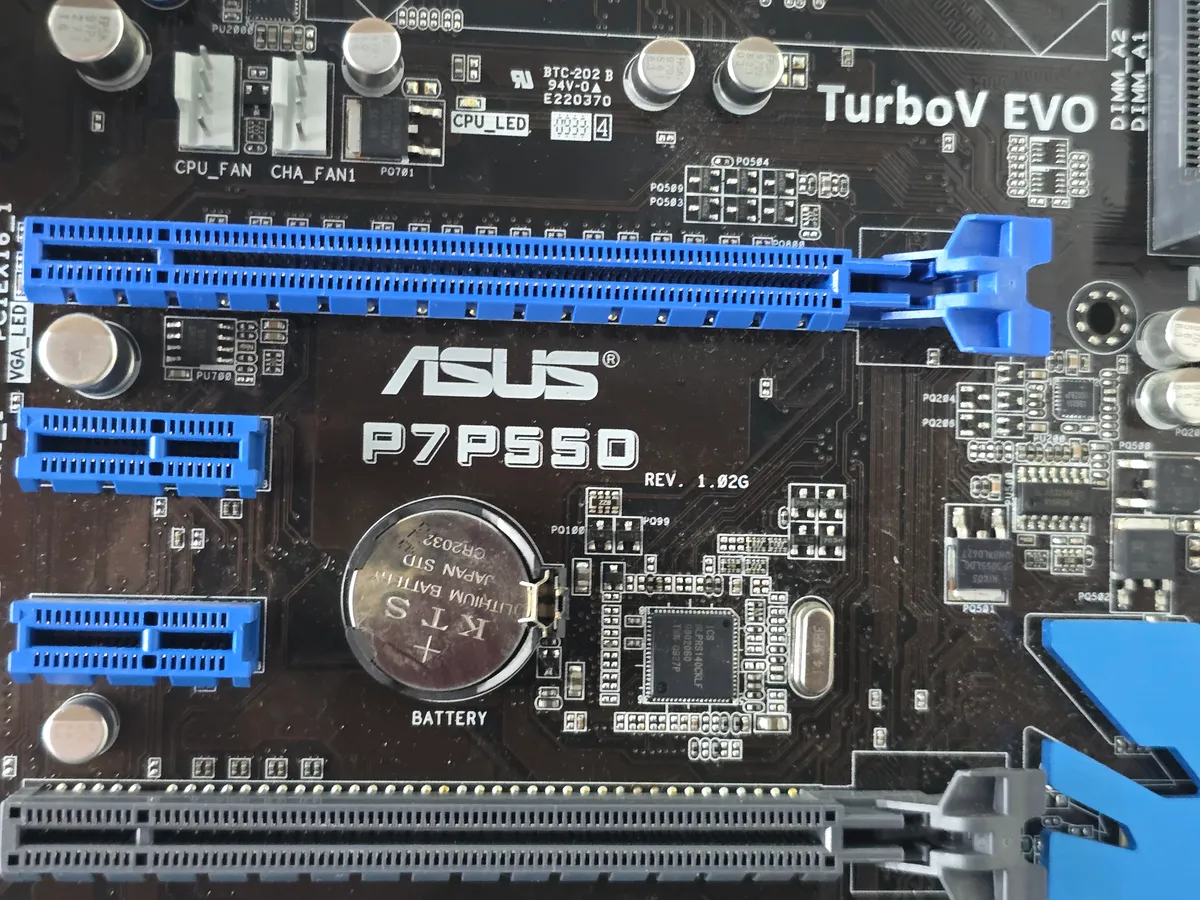 ASUS P7P55D (s1156, Б/у, DDR3) - Материнська плата LGA 1156 | Гарантія