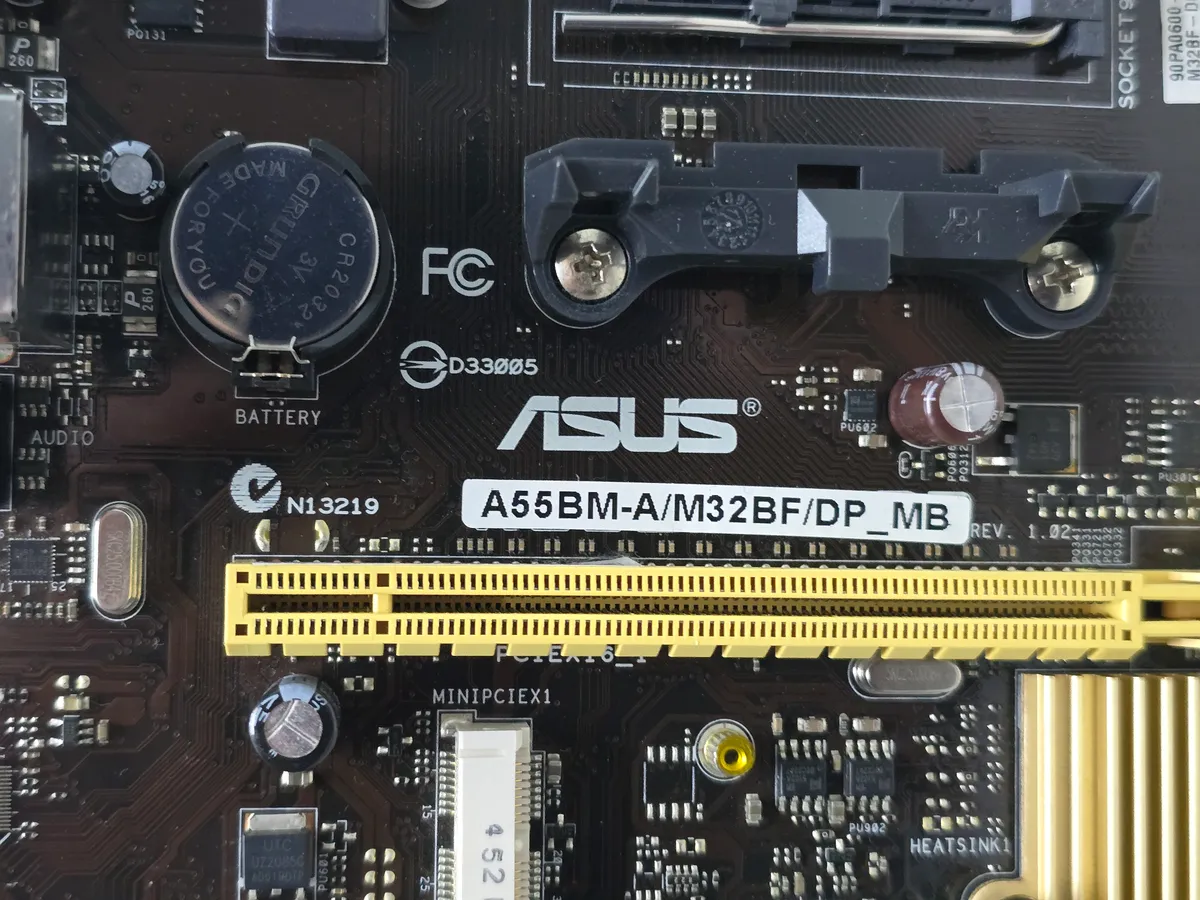 ASUS A55BM-A (sFM2+, Б/у, DDR3) - Материнська плата Socket FM2+ | Гарантія
