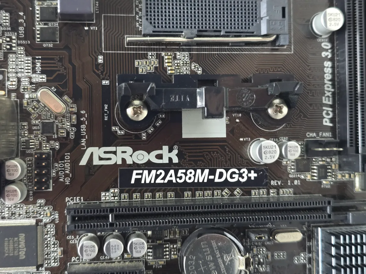 ASRock FM2A58M-DG3+ (FM2+, Б/у, DDR3) - Материнська плата з сокетом FM2+ | Гарантія