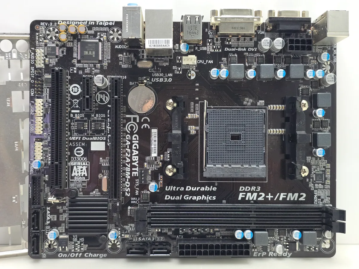 Купити материнську плату GIGABYTE GA-F2A78M-DS2 (FM2+, DDR3, б/у) в Україні