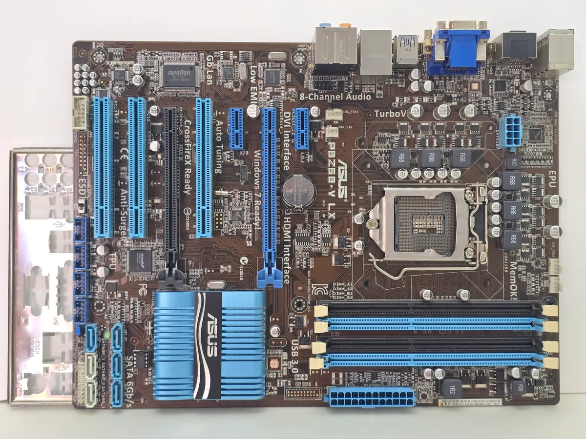 Материнська плата ASUS P8Z68-V LX (LGA 1155, DDR3, б/в) | Гарантія