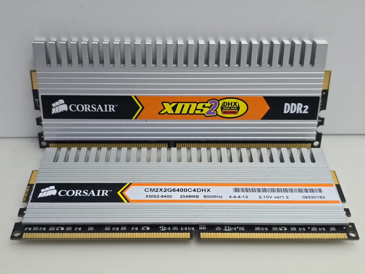 Оперативна пам'ять Corsair DDR2 4GB CL4 KIT 800 МГц | Гарантія якості від KOMPi