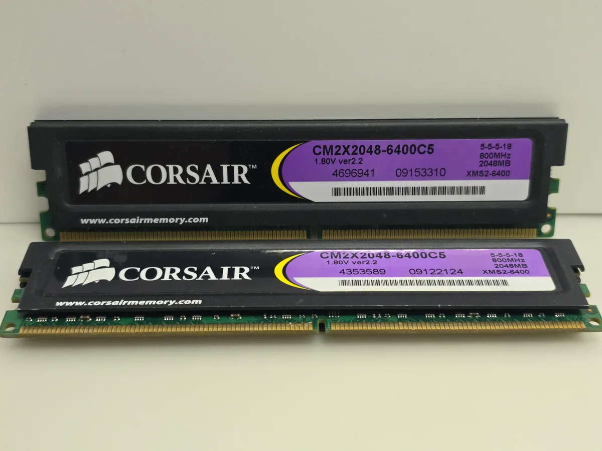 Оперативна пам'ять Corsair DDR2 4GB CL5 KIT 800 МГц | Гарантія якості від KOMPi