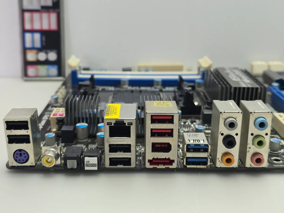 Материнська плата ASRock 870 Extreme3 сокет AM3 | Гарантія якості від KOMPi